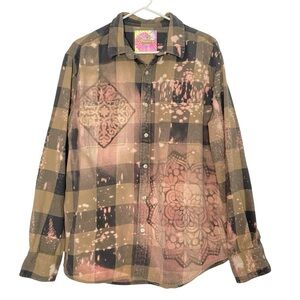 Upcycled  Floral Flannel Shirt Mens Size XL Unisex Bleached Plaid Button Down